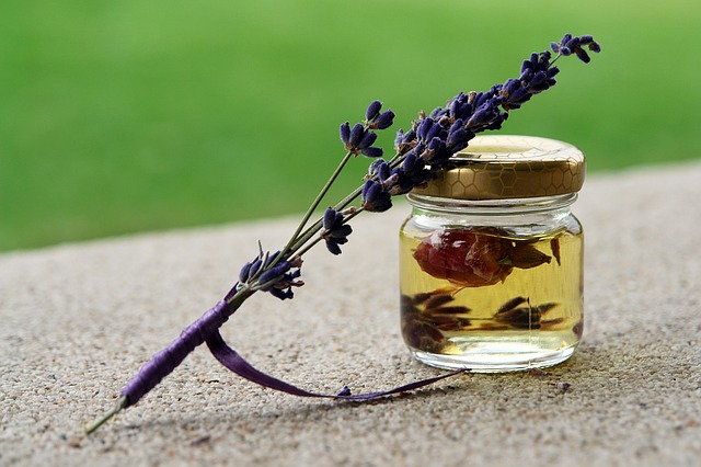 The Best Essential Oils and Scents for Aromatherapy Massage
